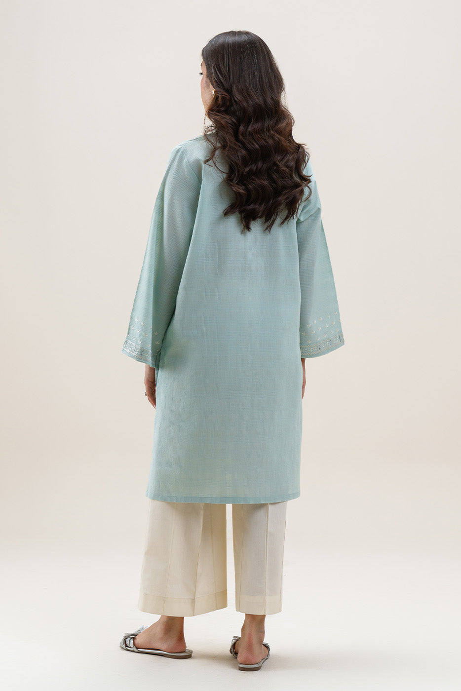 EMBROIDERED PEACH DORIA SHIRT (PRET)