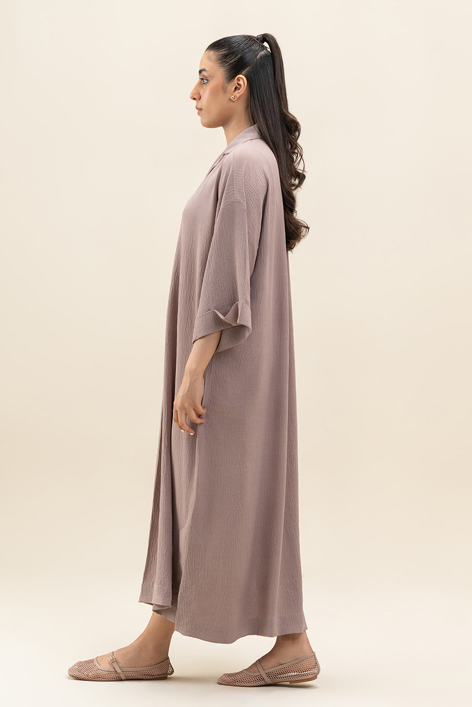 NOTCH COLLAR LOOSE FIT DRESS