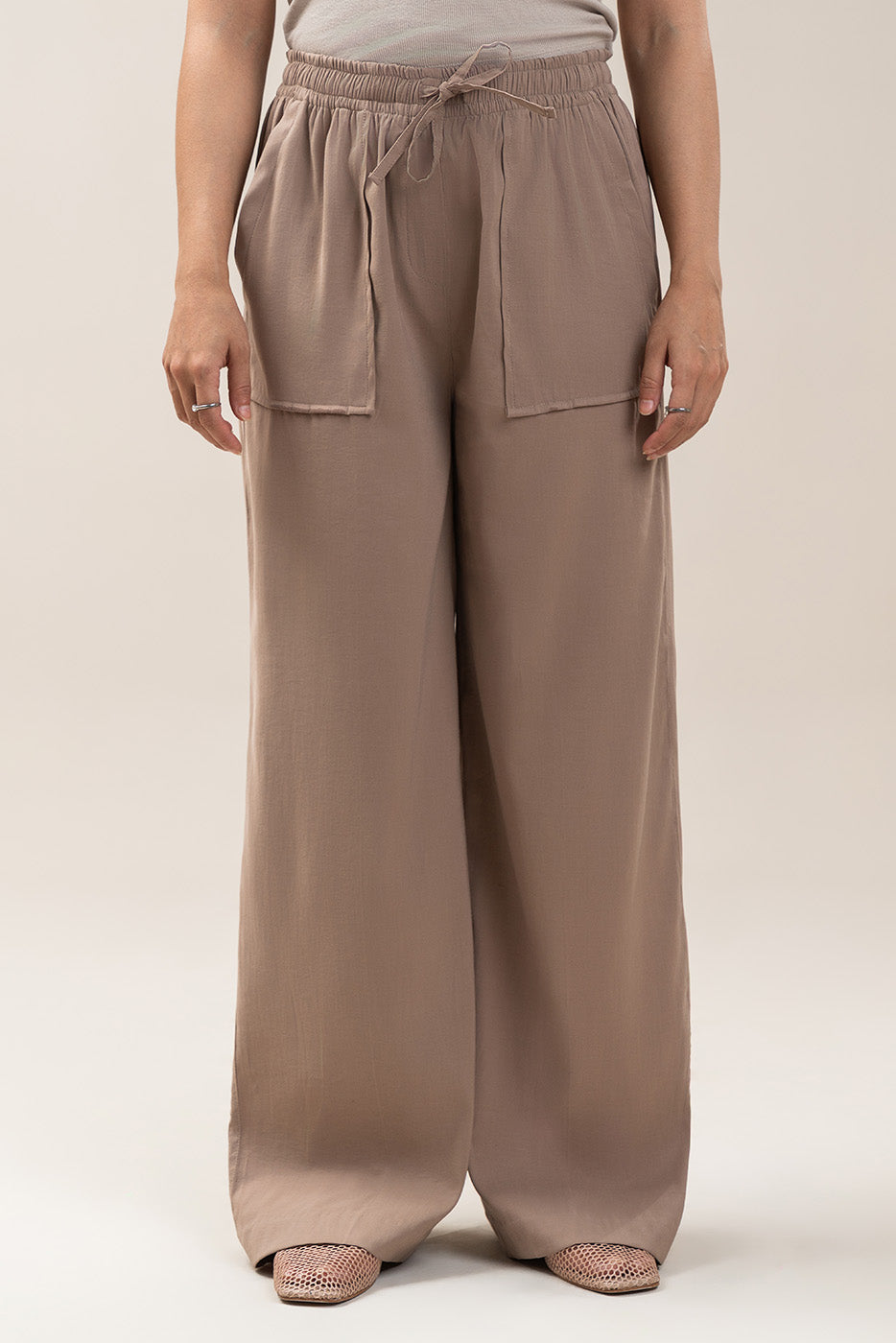 WIDE LEG TROUSER