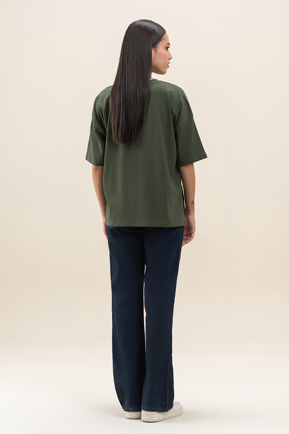 LOOSE SIDE SLIT T-SHIRT