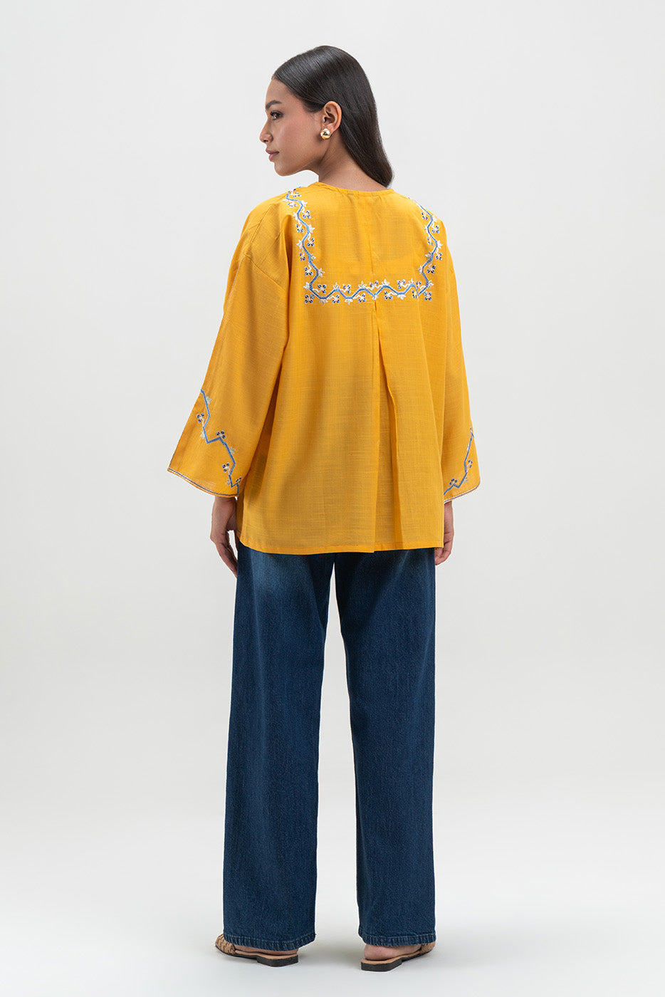 EMBROIDERED SLUB LAWN TOP (PRET)