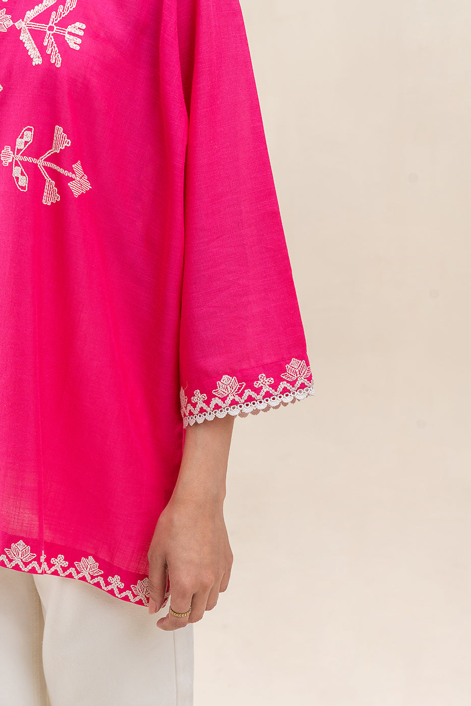 EMBROIDERED LAWN TOP (PRET)
