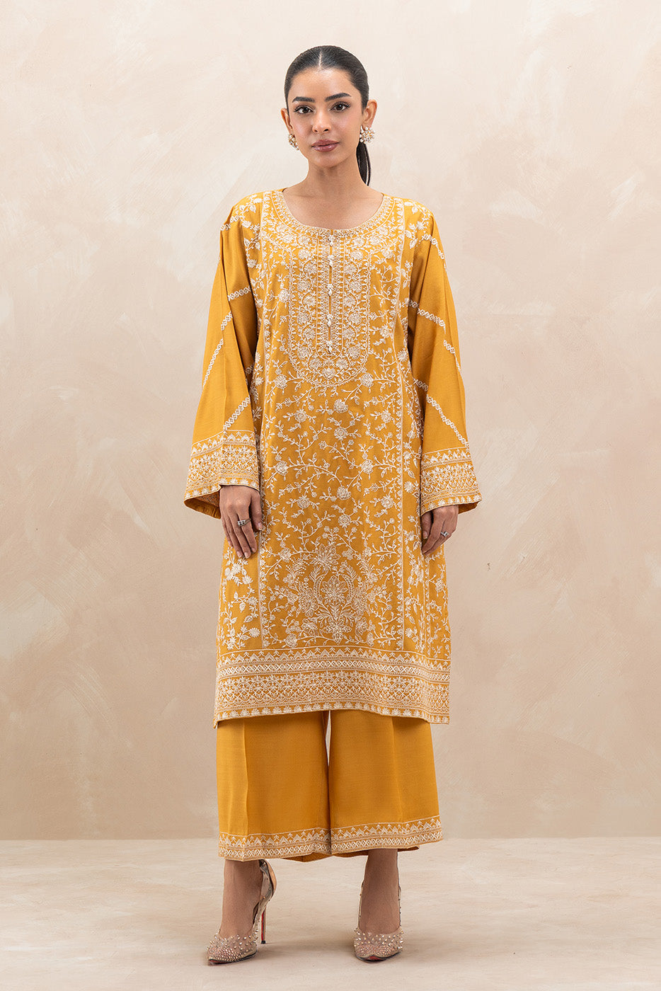 2 PIECE EMBROIDERED RAW SILK SUIT (LUXURY-PRET)