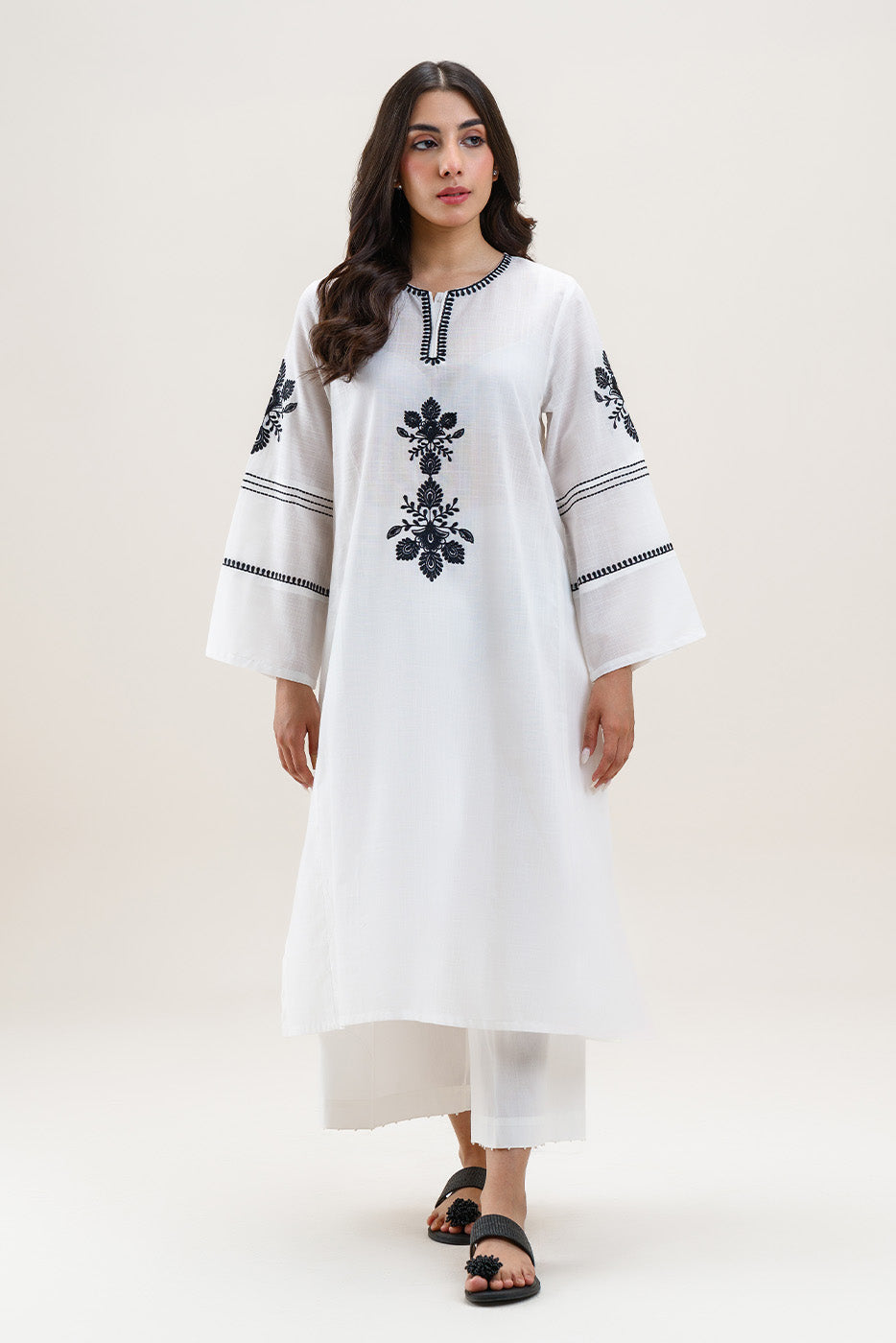 EMBROIDERED SLUB LAWN SHIRT (PRET)