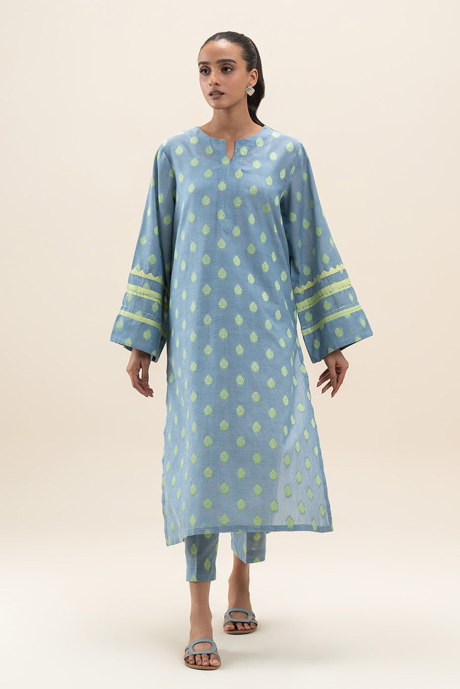 2 PIECE BASIC CHAMBRAY JACQUARD SUIT (PRET)