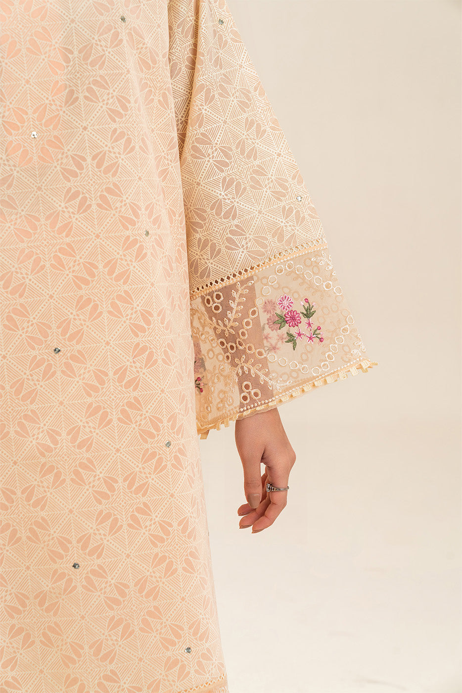 2 PIECE EMBROIDERED PAPER COTTON SUIT (PRET)