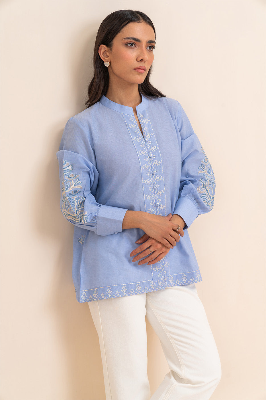 EMBROIDERED CHAMBERY TOP (PRET)