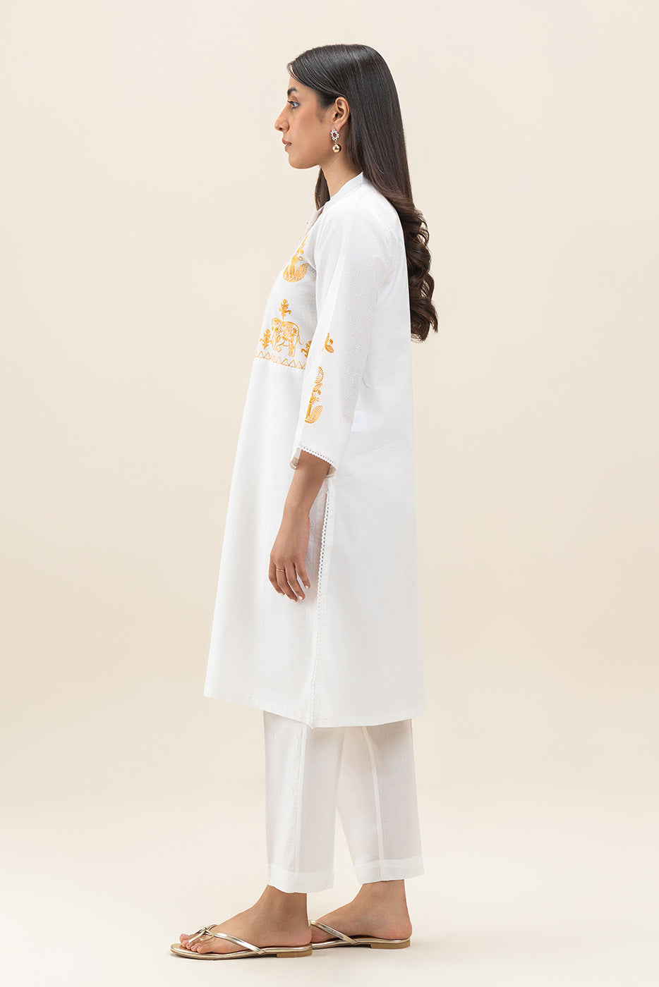 2 PIECE EMBROIDERED LAWN SUIT (PRET)