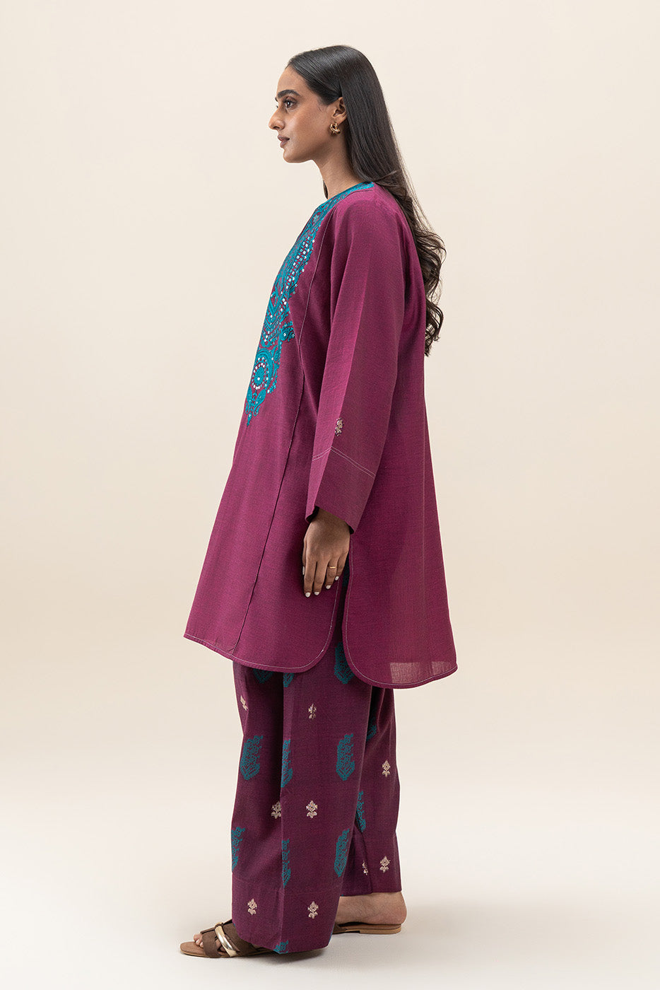 2 PIECE EMBROIDERED CHAMBRAY SUIT (PRET)