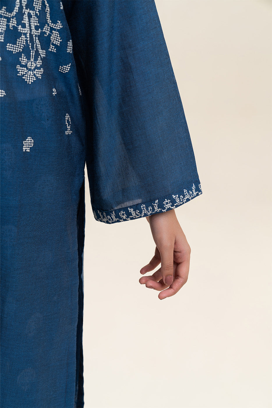 2 PIECE EMBROIDERED CHAMBRAY SUIT (PRET)