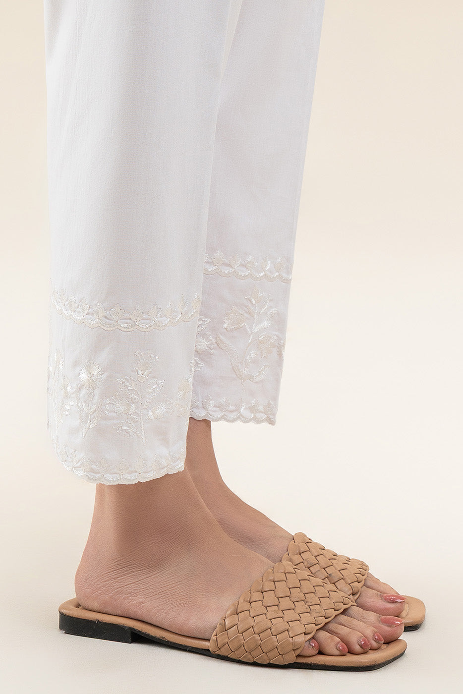 EMBROIDERED STRAIGHT PANTS
