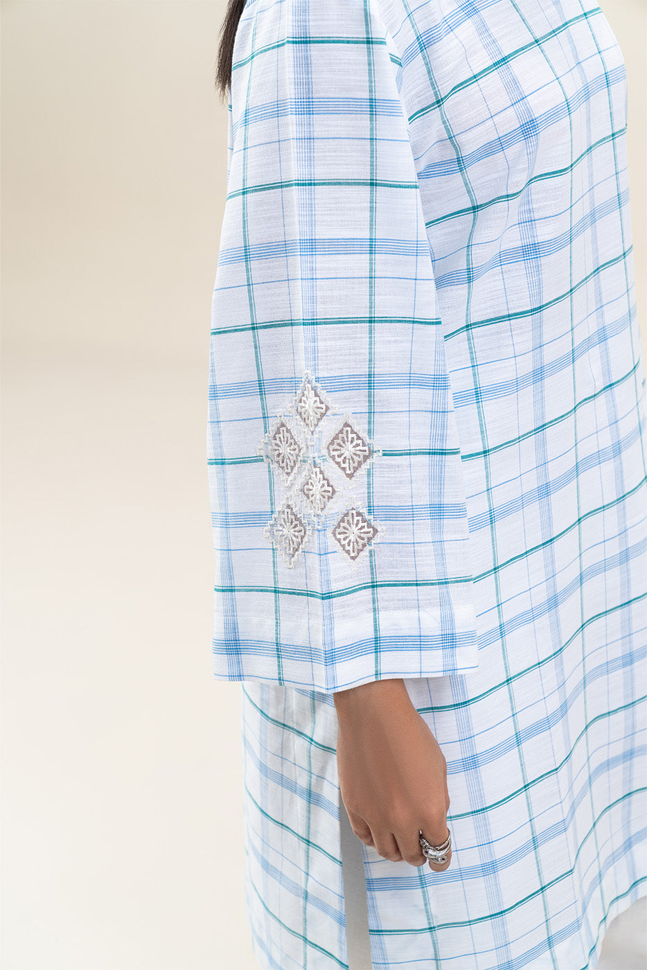 EMBROIDERED YARN DYED SHIRT (PRET)