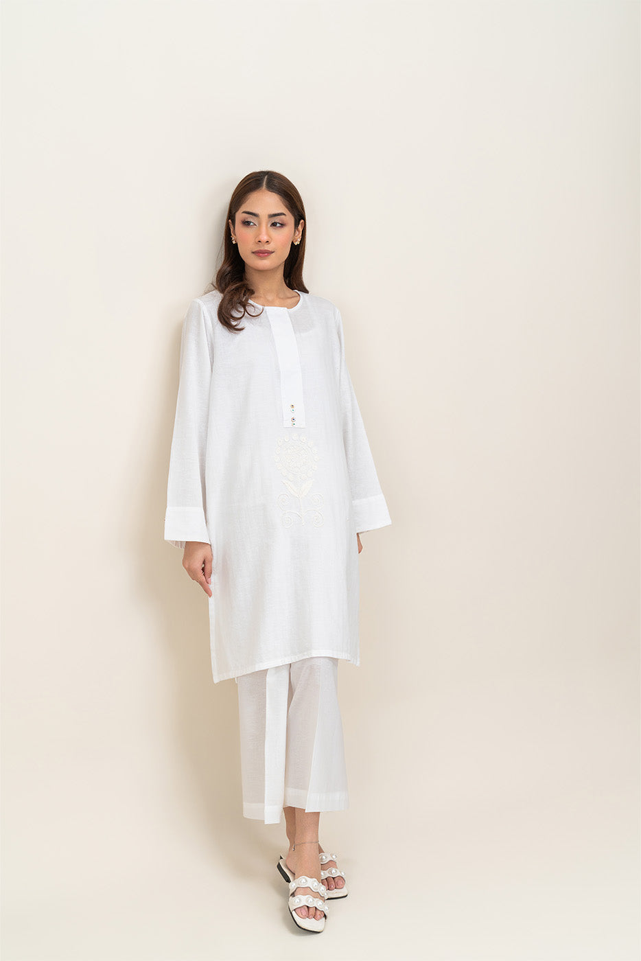2 PIECE EMBROIDERED KARANDI TWIL SUIT (PRET)