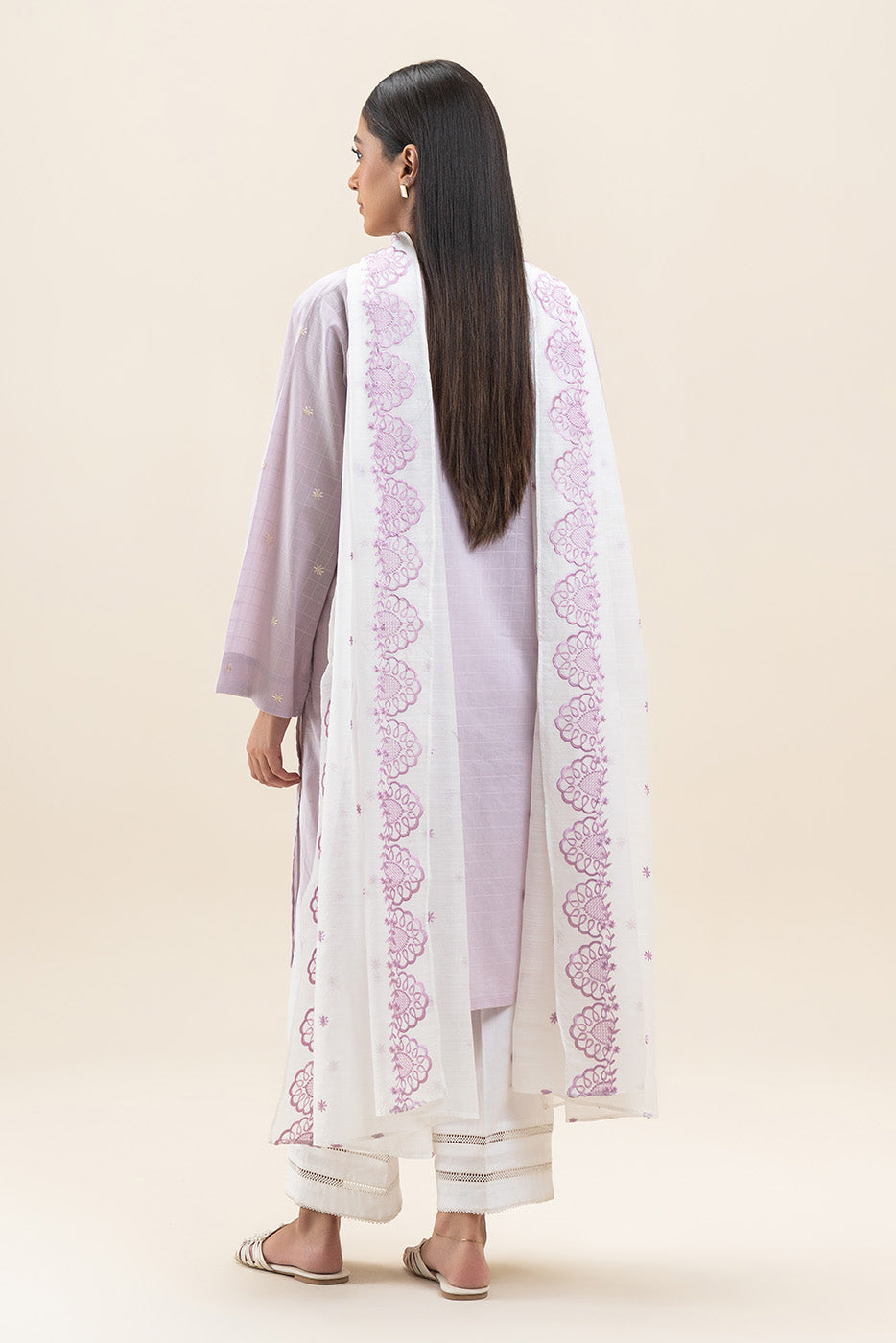 2 PIECE EMBROIDERED DORIA SUIT (PRET)