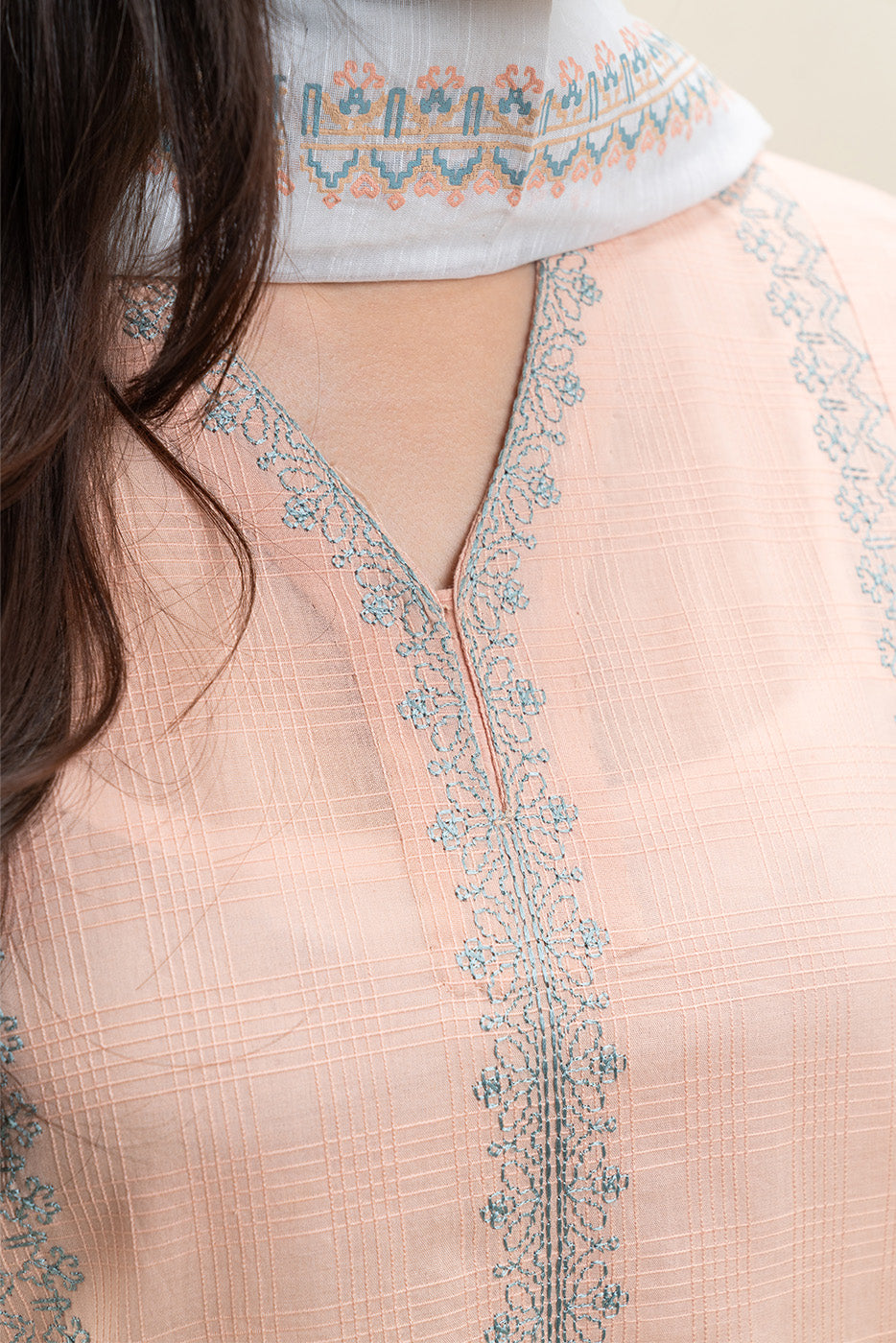 3 PIECE EMBROIDERED DORIA SUIT (PRET)