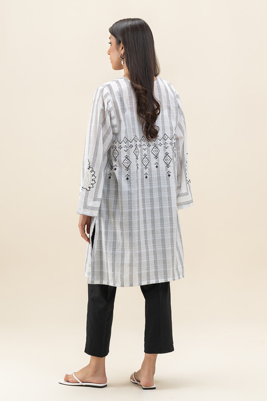 EMBROIDERED YARN DYED SHIRT (PRET)