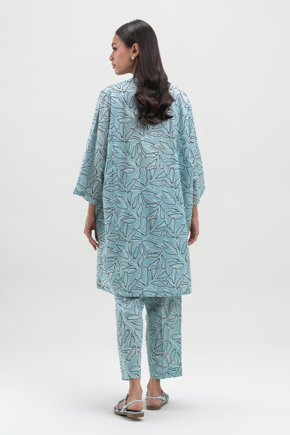 2 PIECE PRINTED LAWN SUIT (PRET)