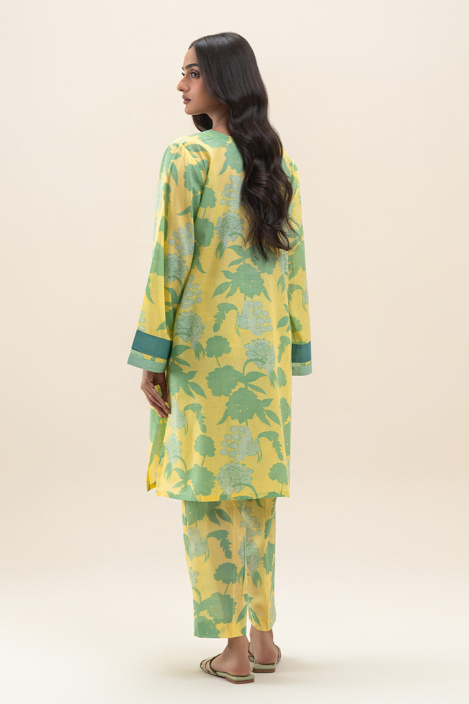 2 PIECE PRINTED LAWN SUIT (PRET)