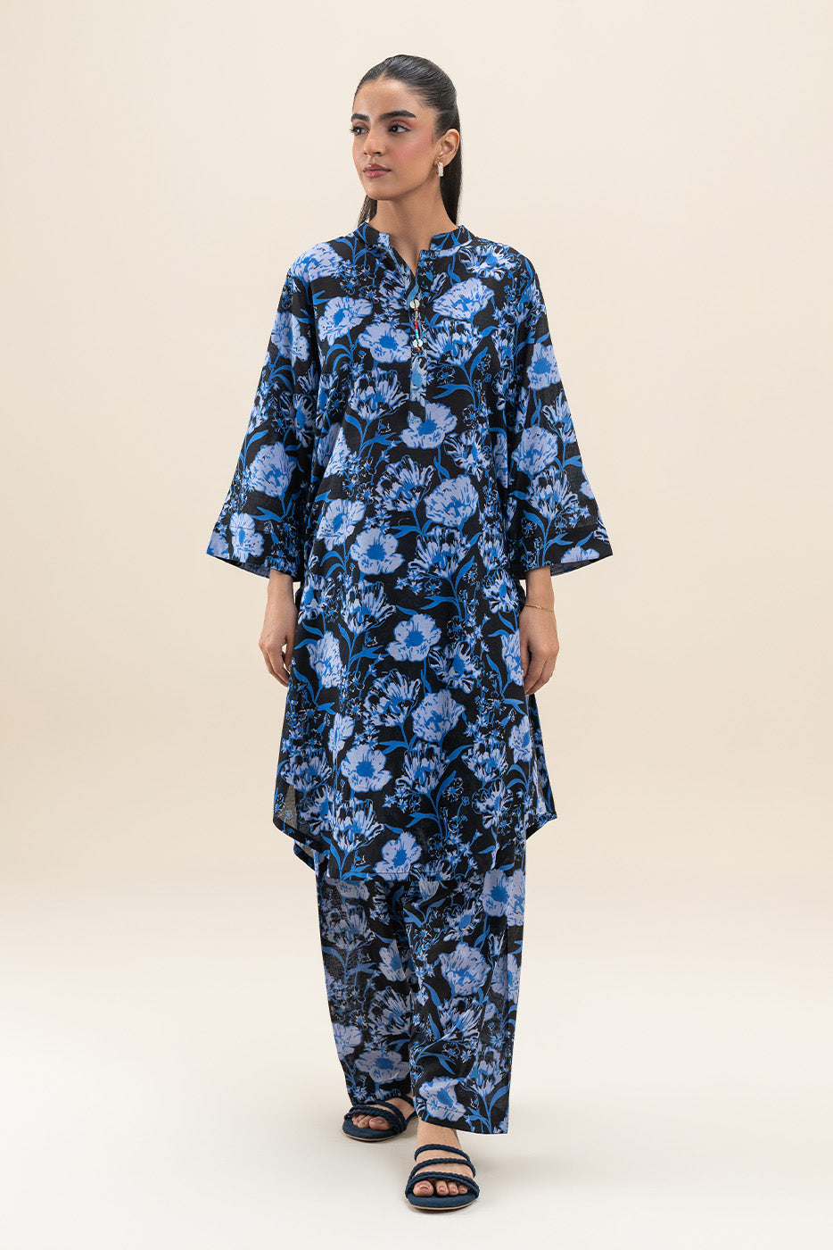 2 PIECE PRINTED LAWN SUIT (PRET)