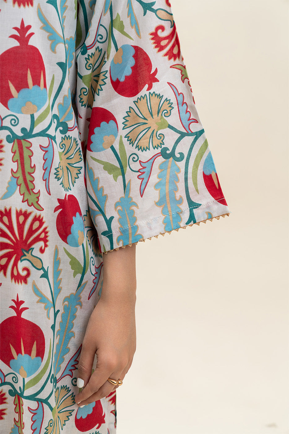 2 PIECE PRINTED LAWN SUIT (PRET)