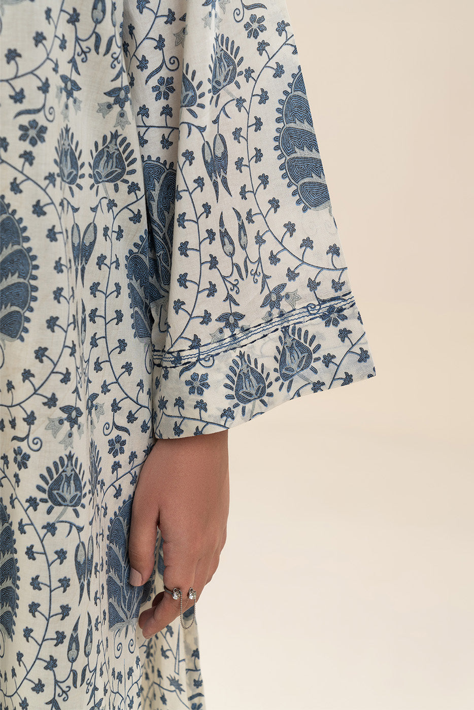 2 PIECE PRINTED LAWN SUIT (PRET)