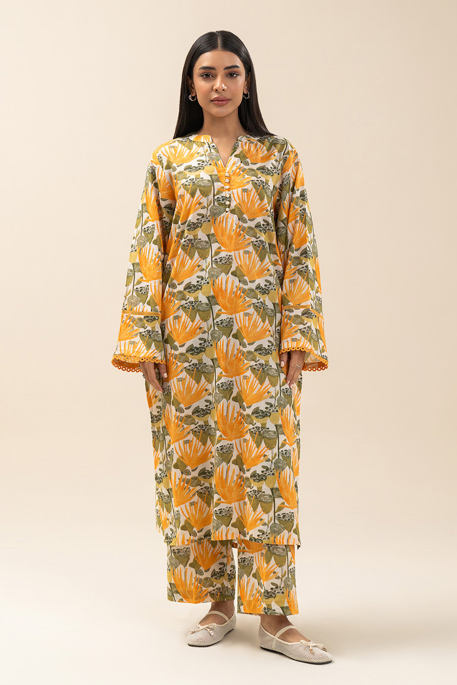 2 PIECE PRINTED LAWN SUIT (PRET)