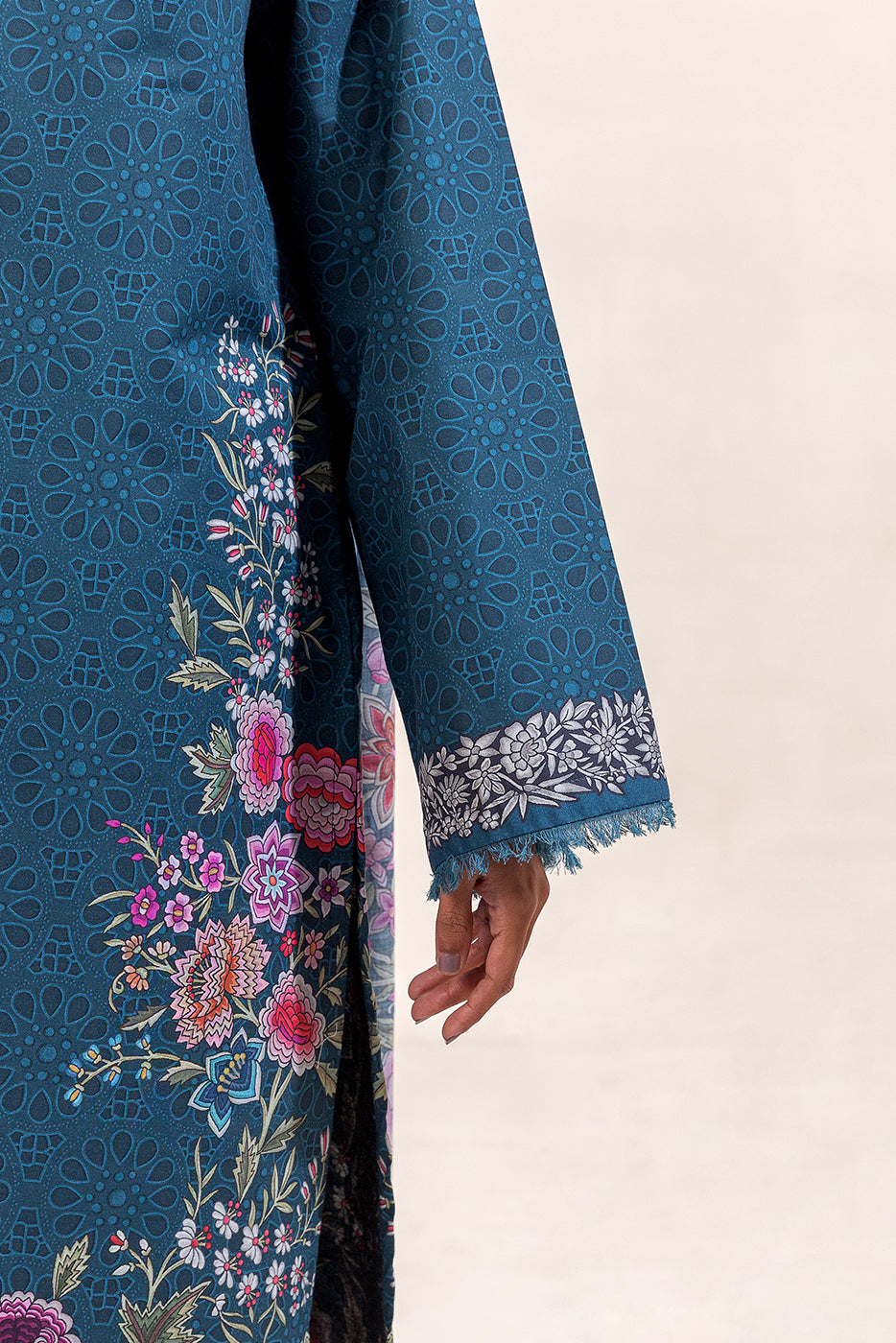 3 PIECE PRINTED LAWN SUIT-SAPPHIRE BLUE (UNSTITCHED)