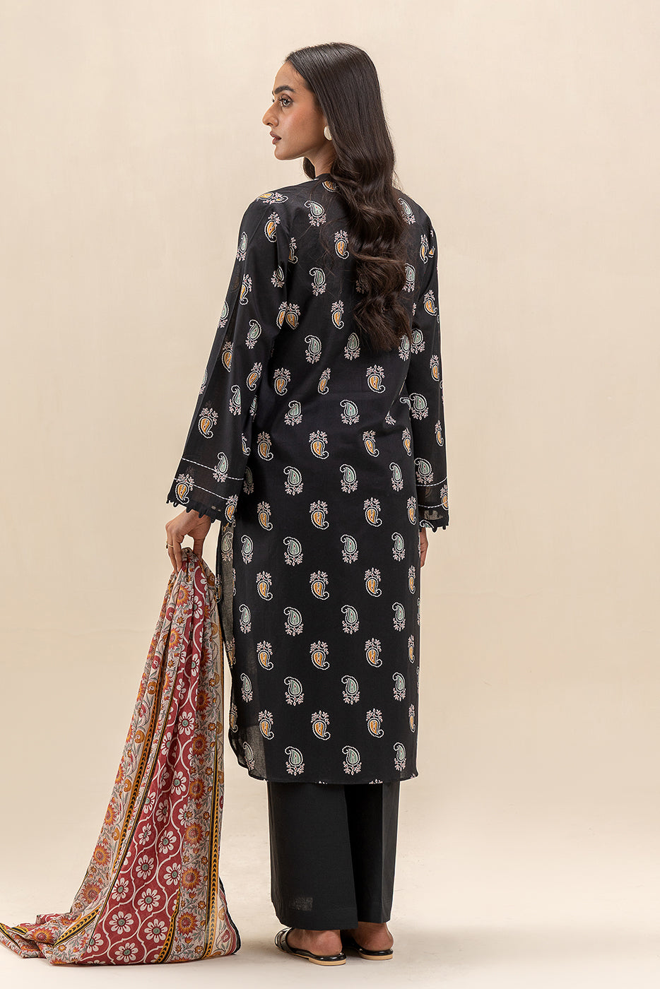 3 PIECE PRINTED LAWN SUIT-ONYX TRIBE (UNSTITCHED)