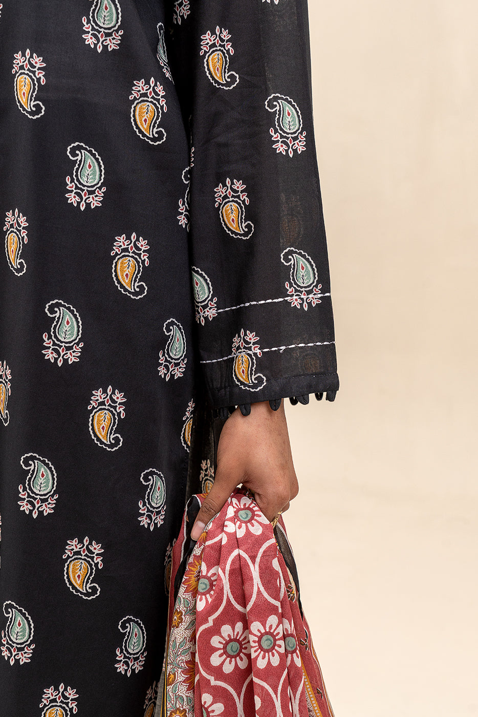 3 PIECE PRINTED LAWN SUIT-ONYX TRIBE (UNSTITCHED)