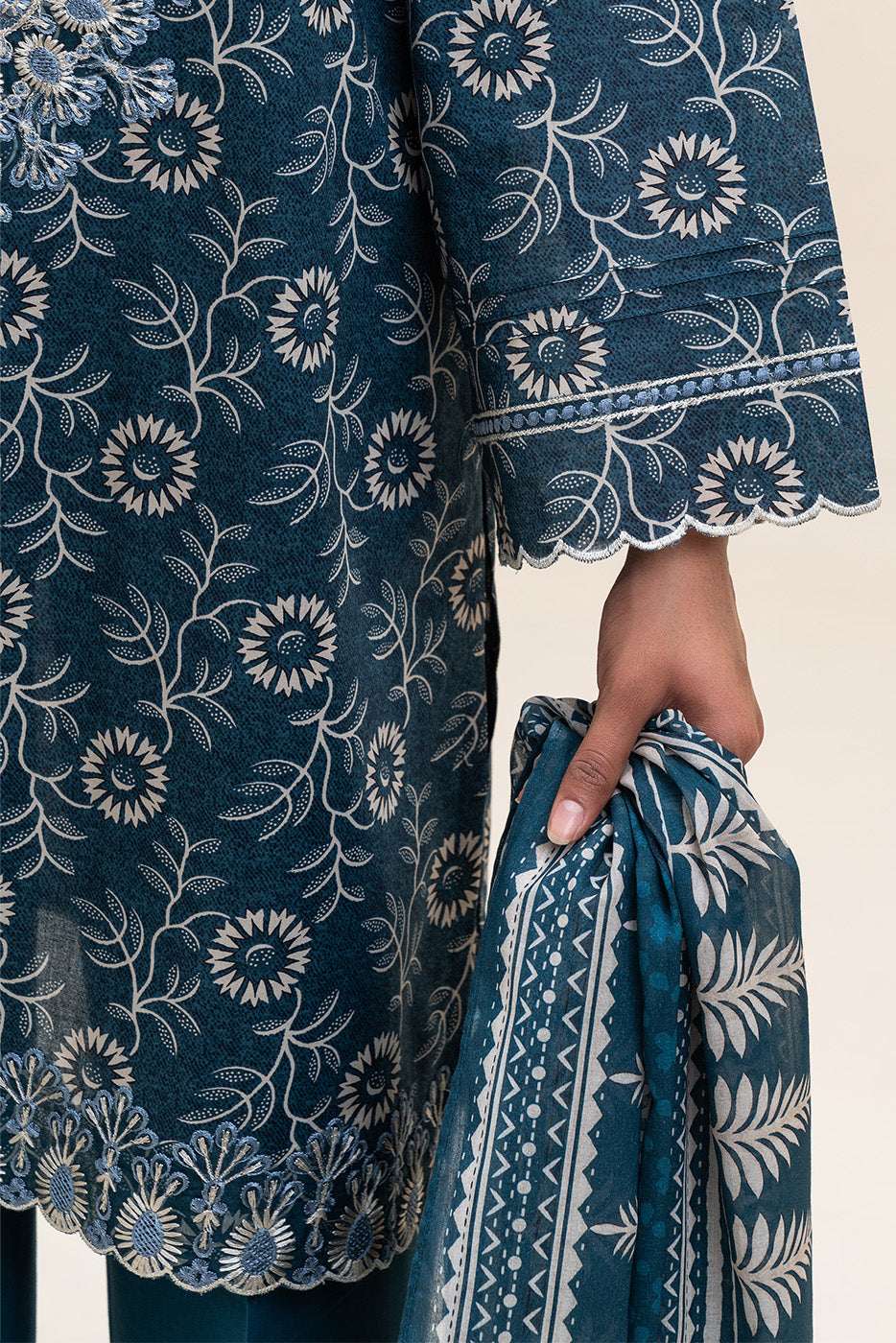 3 PIECE EMBROIDERED LAWN SUIT-AZURE DEW (UNSTITCHED)