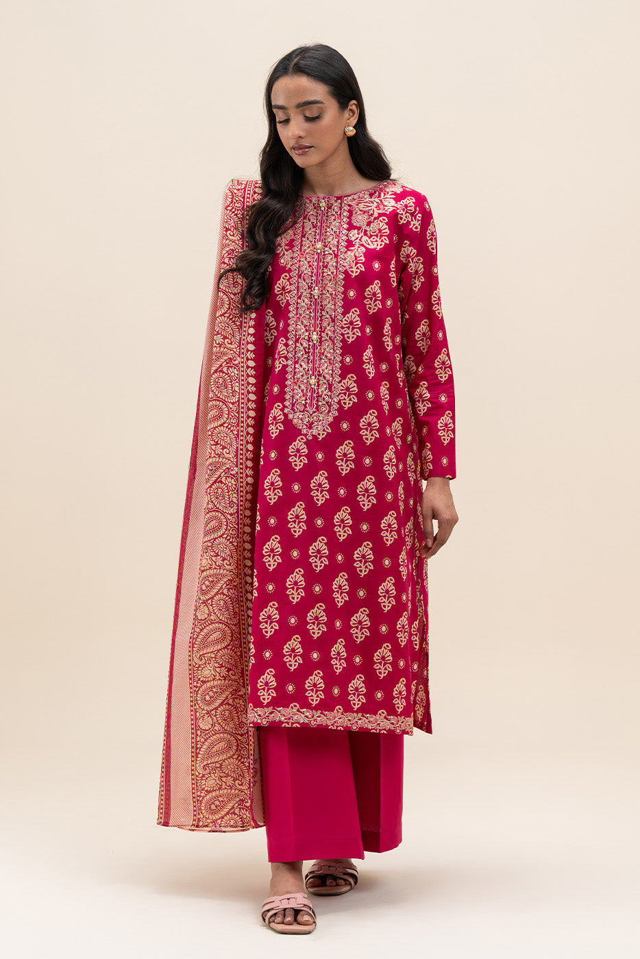 3 PIECE EMBROIDERED LAWN SUIT-CRIMSON GLAM (UNSTITCHED)