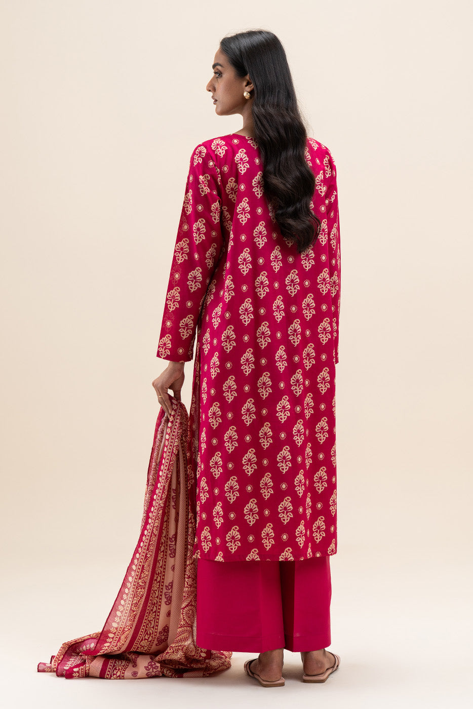 3 PIECE EMBROIDERED LAWN SUIT-CRIMSON GLAM (UNSTITCHED)