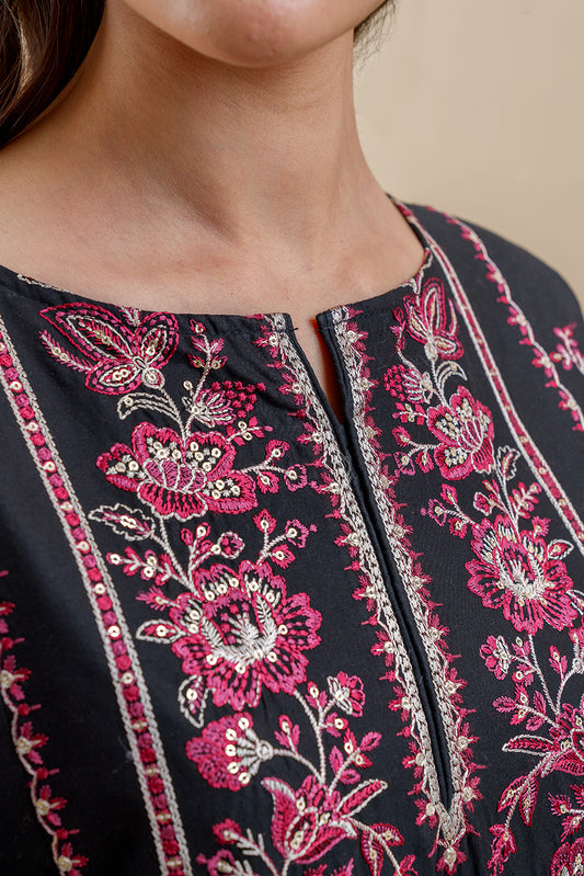 3 PIECE EMBROIDERED LAWN SUIT-SABLE SPRAY (UNSTITCHED)