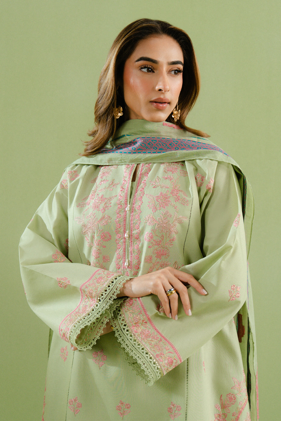 3 PIECE EMBROIDERED LAWN SUIT-MINT AURA (UNSTITCHED)