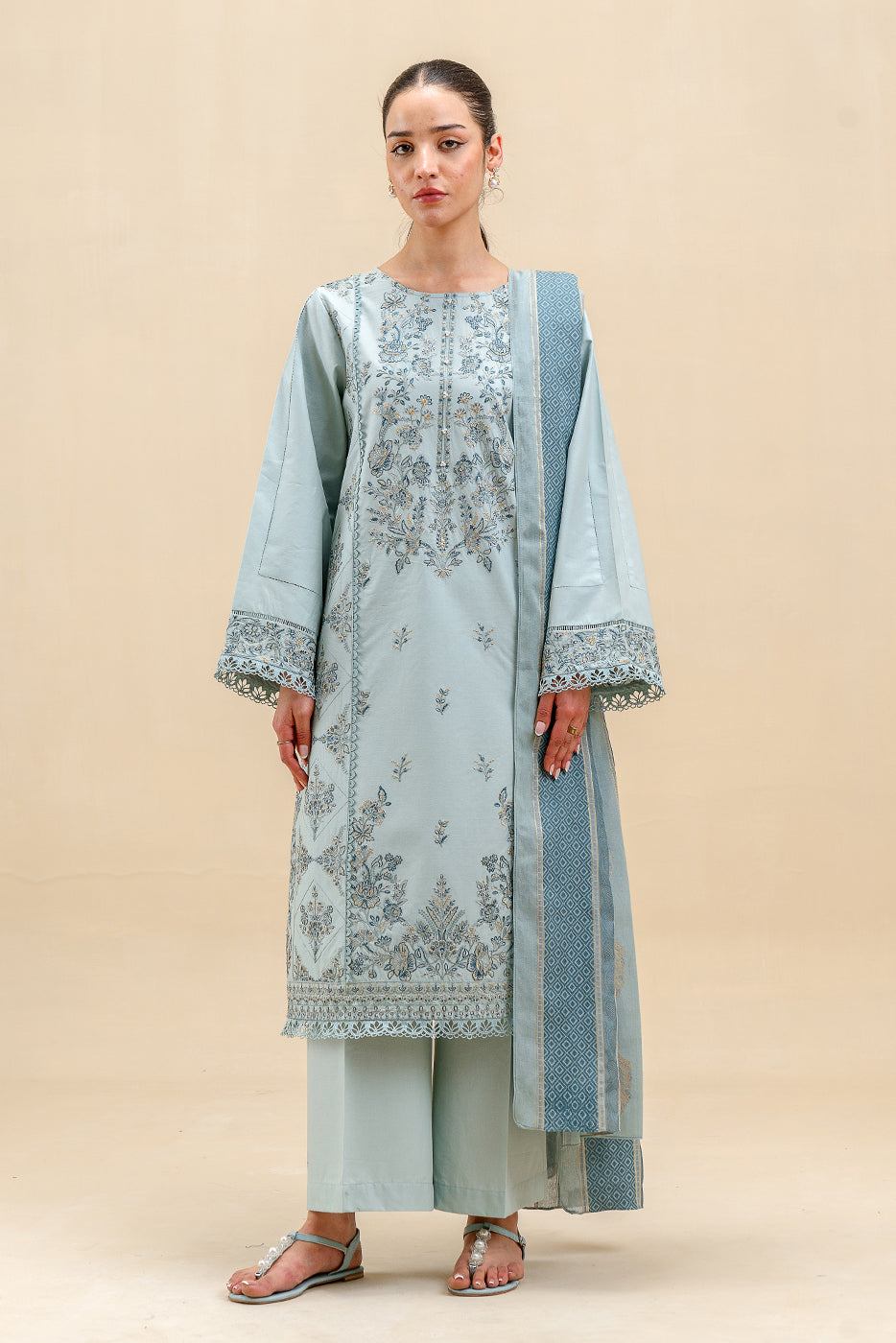 3 PIECE EMBROIDERED LAWN SUIT-AURORA FROST (UNSTITCHED)