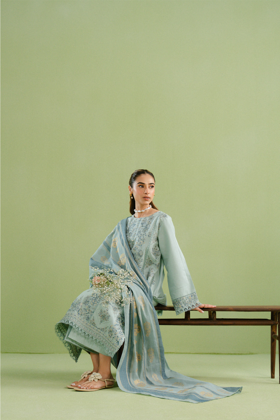 3 PIECE EMBROIDERED LAWN SUIT-AURORA FROST (UNSTITCHED)