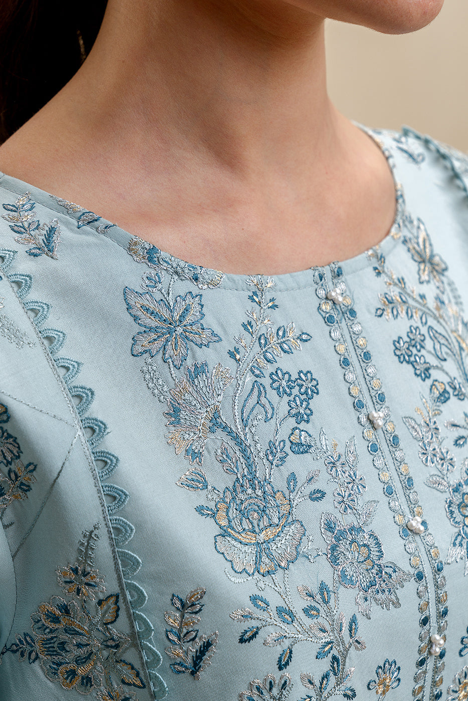 3 PIECE EMBROIDERED LAWN SUIT-AURORA FROST (UNSTITCHED)