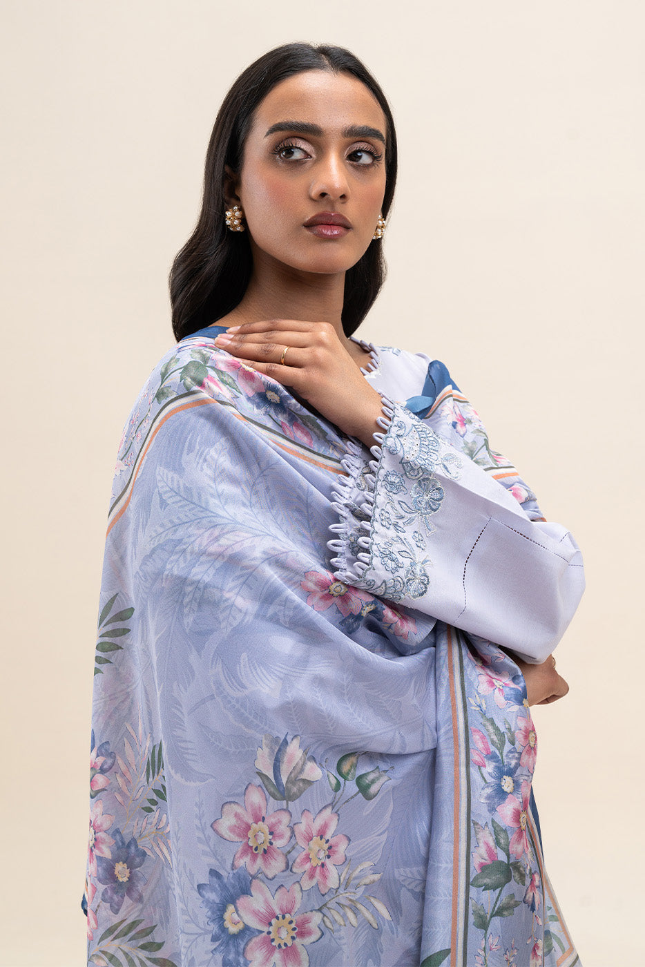 3 PIECE EMBROIDERED LAWN SUIT-LAVENDER WAVE (UNSTITCHED)
