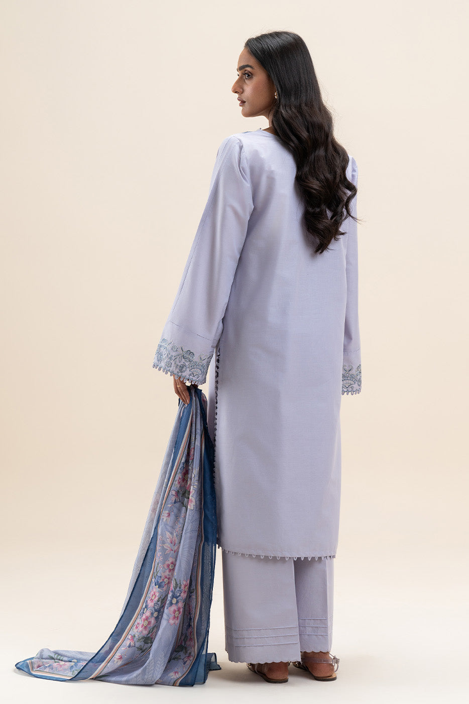 3 PIECE EMBROIDERED LAWN SUIT-LAVENDER WAVE (UNSTITCHED)