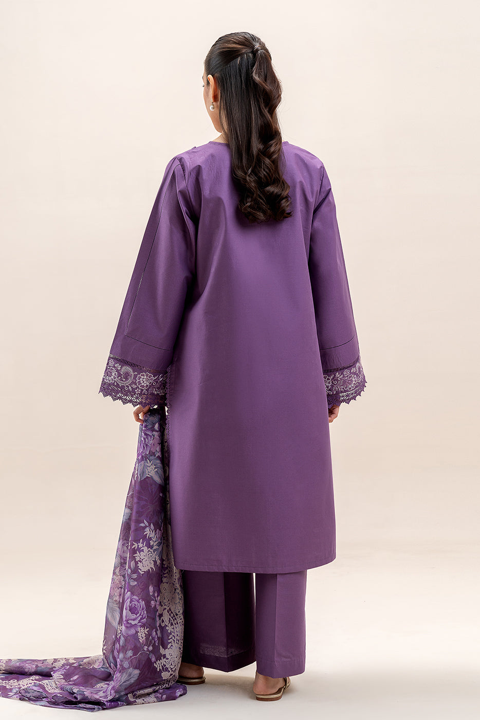 3 PIECE EMBROIDERED LAWN SUIT-FLORAL MAUVE (UNSTITCHED)
