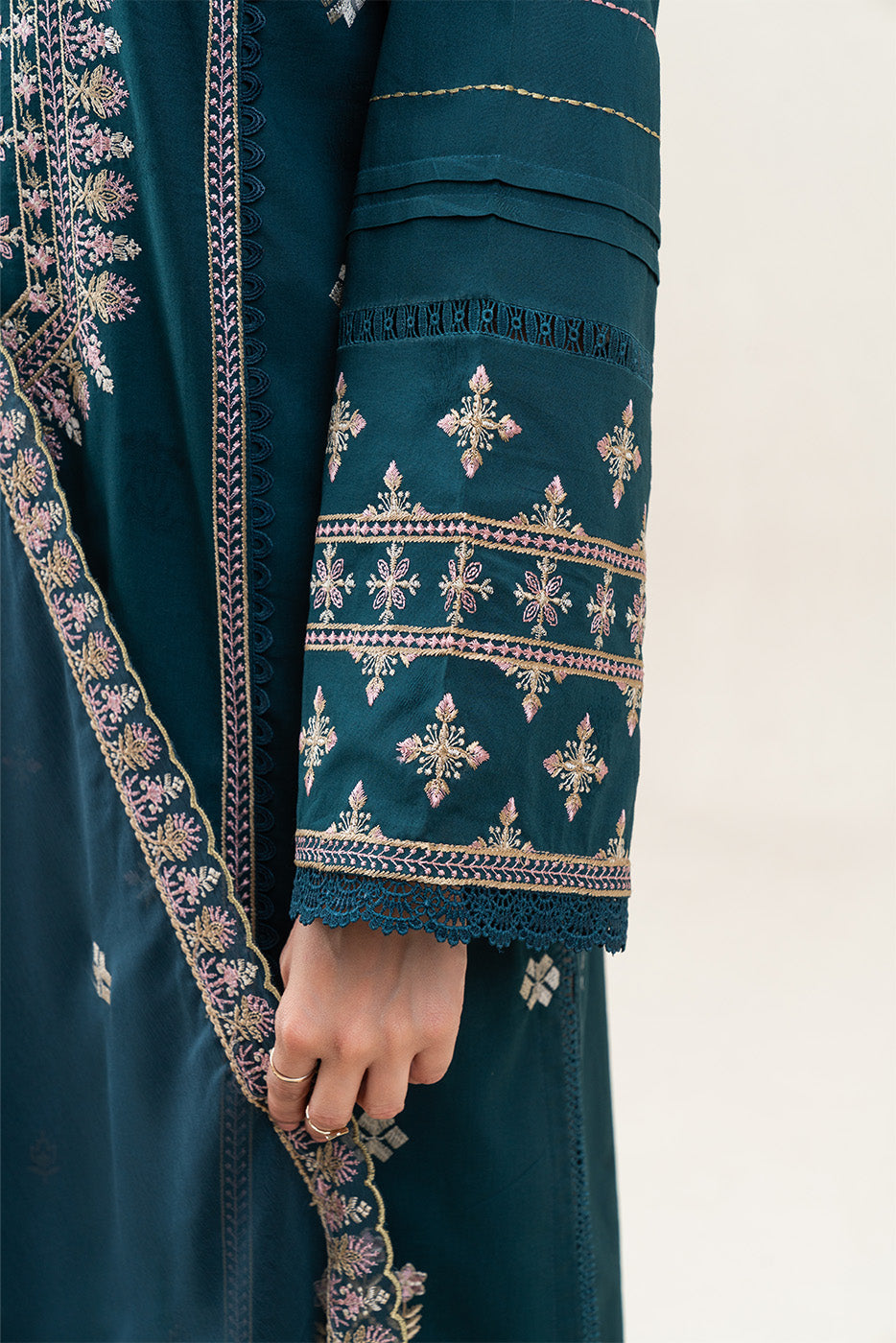 3 PIECE EMBROIDERED SELF JACQUARD SELF JACQUARD SUIT-TEAL WEFT (UNSTITCHED)