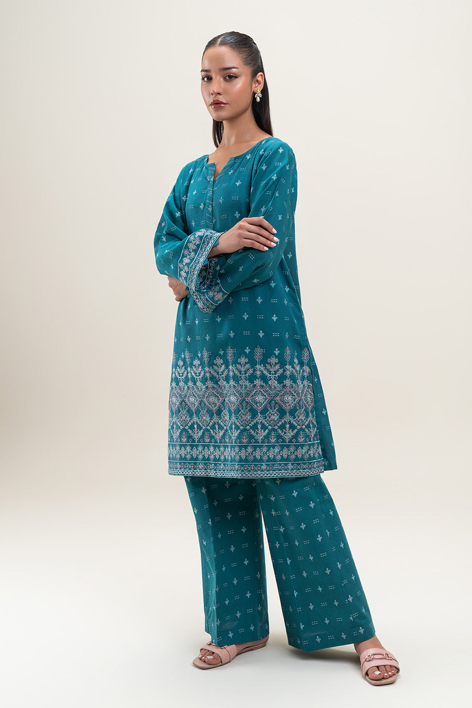 2 PIECE EMBROIDERED JACQUARD SUIT-MIDNIGHT LAGOON (UNSTITCHED)
