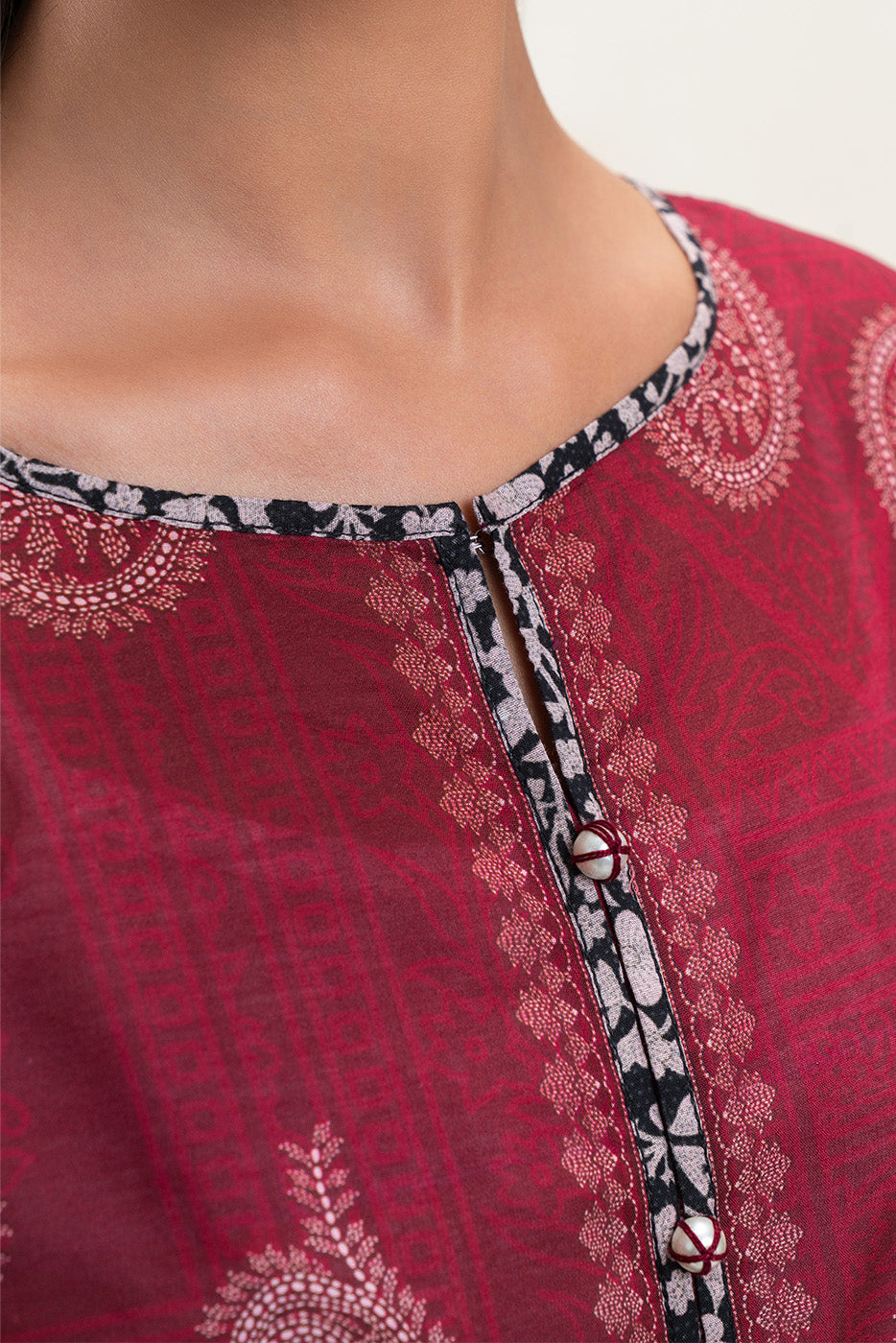 3 PIECE PRINTED LAWN SUIT-MALEFICENT MAROON (UNSTITCHED)