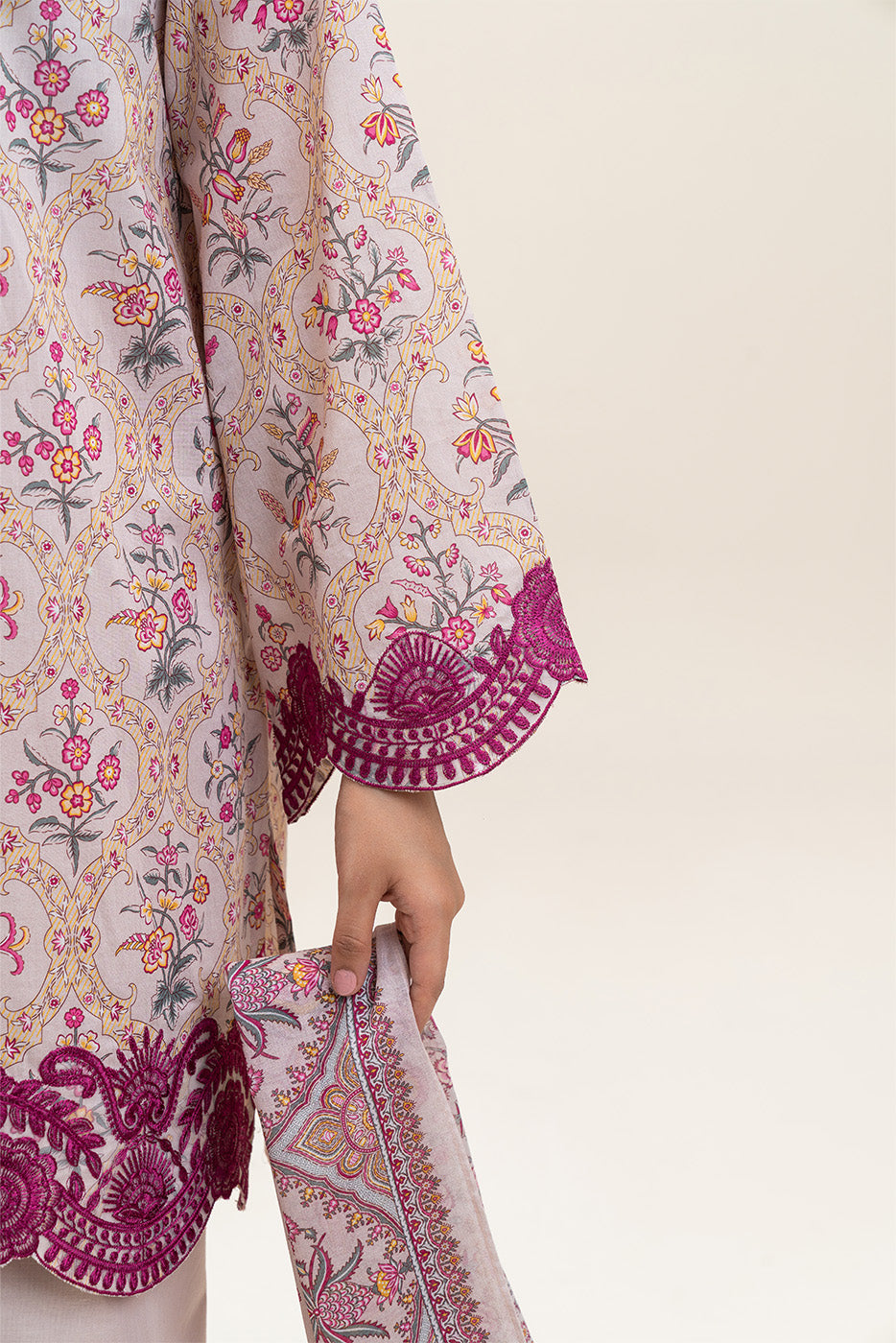 3 PIECE EMBROIDERED LAWN SUIT-IVORY TALE (UNSTITCHED)