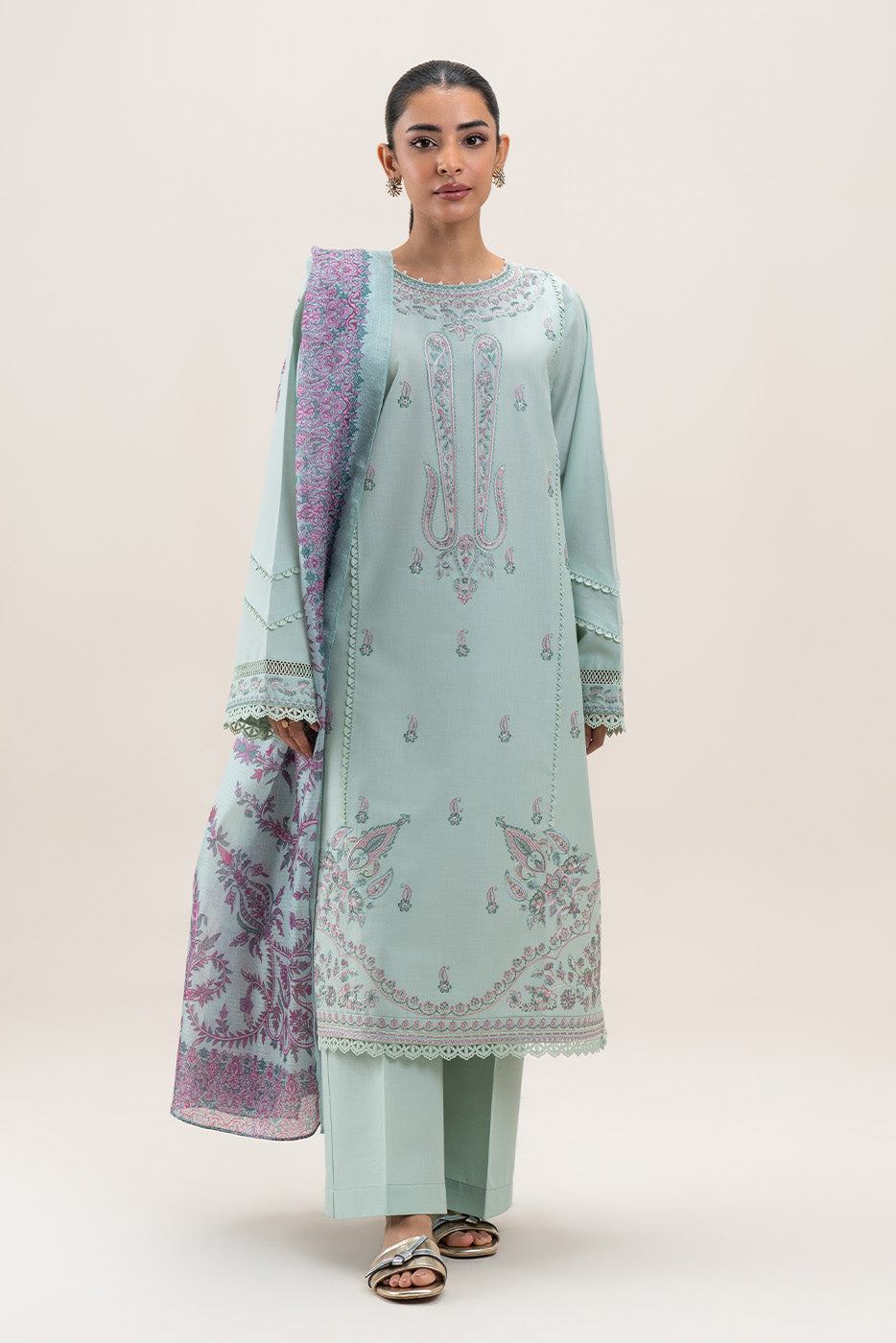3 PIECE EMBROIDERED LAWN SUIT-PISTACHIO CHARM (UNSTITCHED)