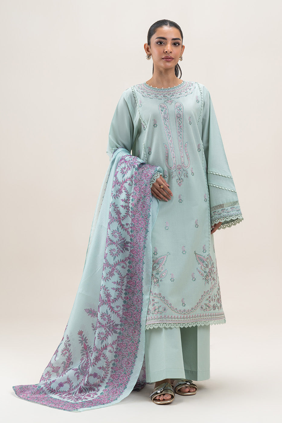 3 PIECE EMBROIDERED LAWN SUIT-PISTACHIO CHARM (UNSTITCHED)