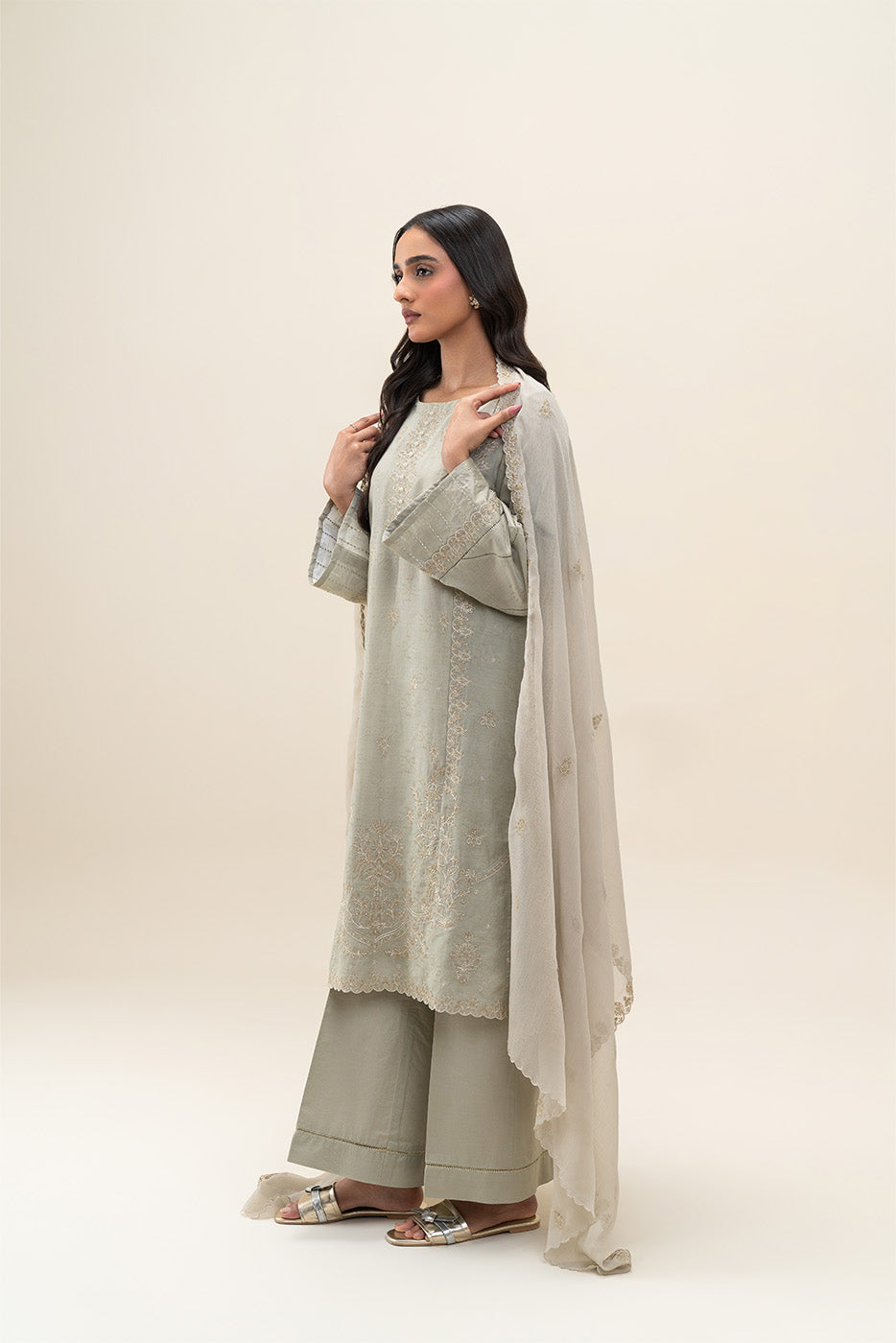 3 PIECE EMBROIDERED SELF JACQUARD SUIT-SABLE DUSK (UNSTITCHED)