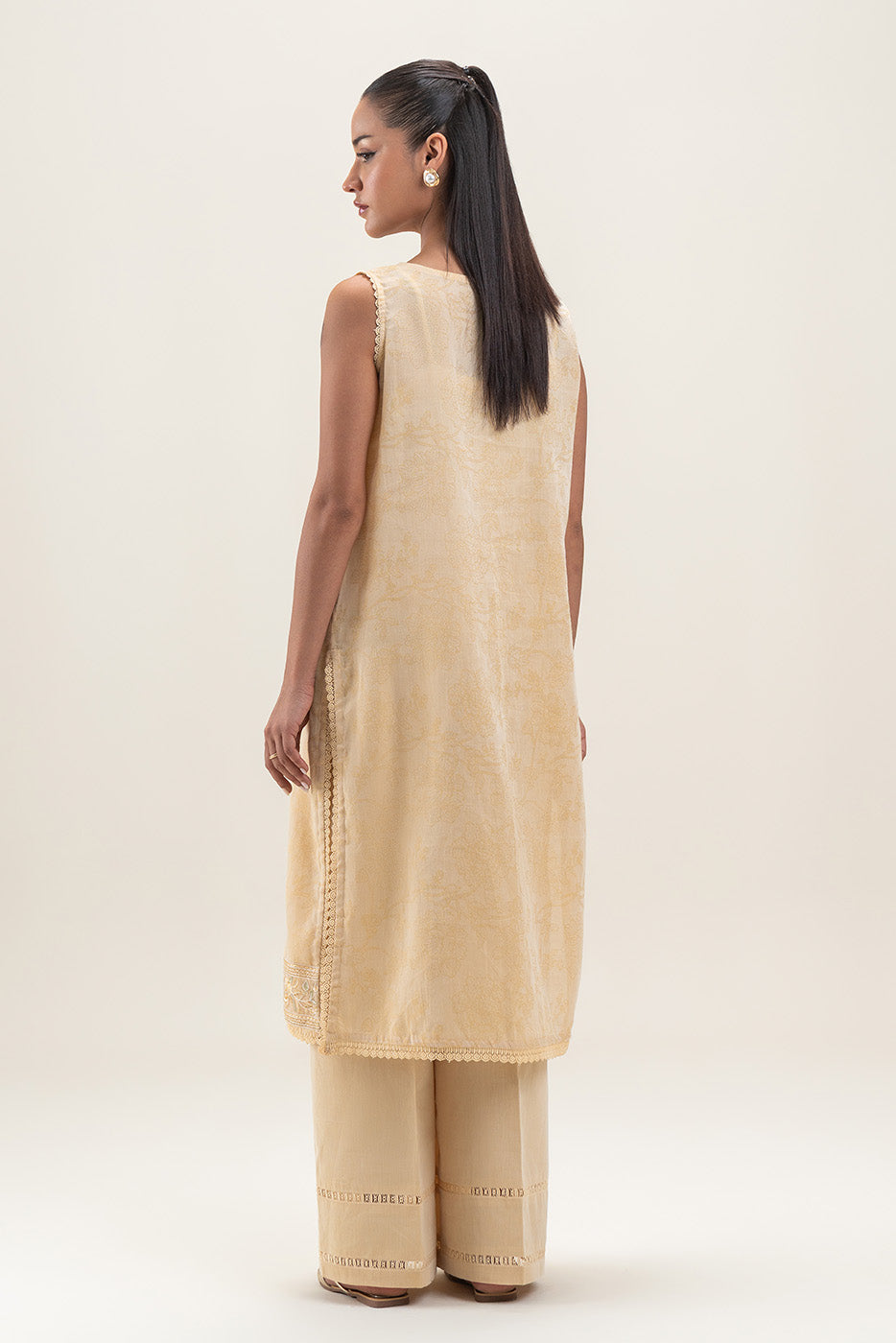 2 PIECE EMBROIDERED YAN DYED JACQUARD SUIT-MANGO SORBET (UNSTITCHED)