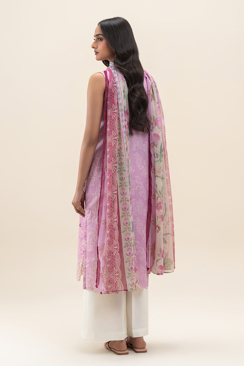 2 PIECE EMBROIDERED LAWN SUIT-SUBTLE BLOOM (UNSTITCHED)