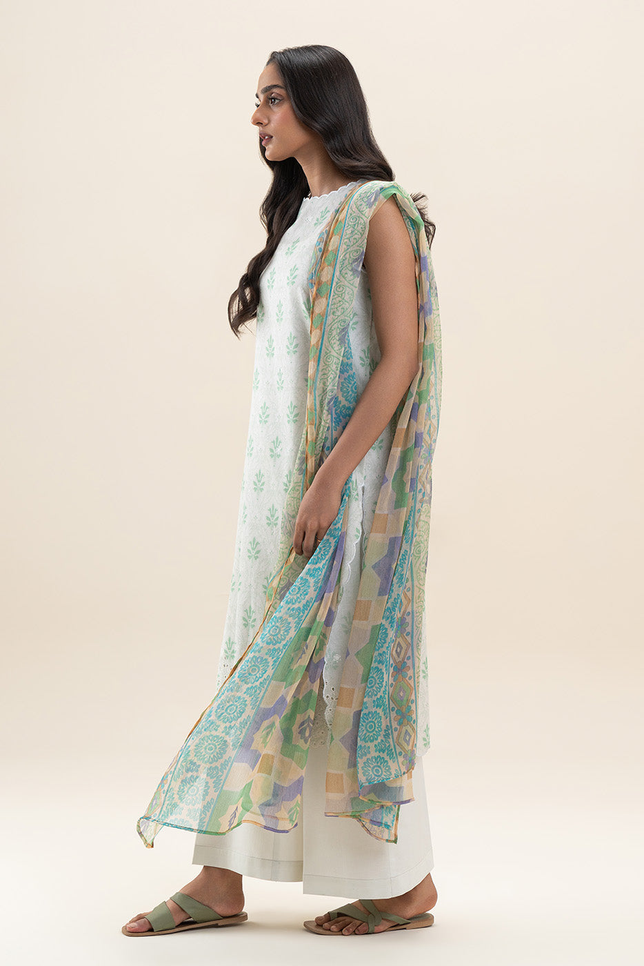 2 PIECE EMBROIDERED LAWN SUIT-PALM MAZE (UNSTITCHED)